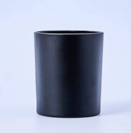 Svarte glass med trelokk